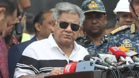 হিলি বন্দরের অনিয়ম তদন্তের নির্দেশ নৌপরিবহন উপদেষ্টার