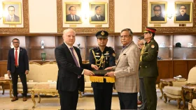 রাষ্ট্রপতির কাছে জার্মান রাষ্ট্রদূতের পরিচয়পত্র পেশ