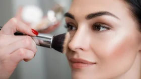 বর্ষায় মেকআপকে দীর্ঘস্থায়ী করবেন কীভাবে