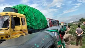 ঢাকা-সিলেট মহাসড়কে ২০ কিলোমিটার তীব্র যানজট