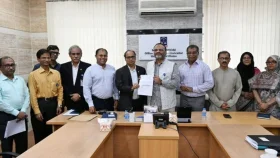 আনুষ্ঠানিকভাবে আলাদা হলো ঢাবি ও সাত কলেজ