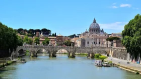 যেসব দেশে বসবাসের জন্য অর্থ পাওয়া যায়