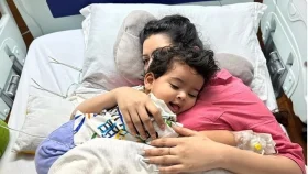 সন্তানসহ হাসপাতালে পরীমণি