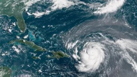 ধেয়ে আসছে ঘূর্ণিঝড় এরিন, আঘাত হানতে পরে যেসব স্থানে