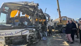 আফগানিস্তানে সড়ক দুর্ঘটনায় ১৭ শিশুসহ নিহত ৭১