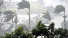 রাতে বজ্রসহ ঝড়ো হাওয়া ও বৃষ্টির সতর্কতা