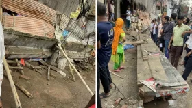 রাজধানীর পান্থপথে দেয়াল ধসে নিহত ১