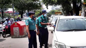 রাজধানীতে ট্রাফিক আইন লঙ্ঘনে ২ হাজার ৫১১ মামলা