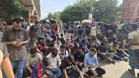 বুয়েট শিক্ষার্থীদের ‘লংমার্চ টু ঢাকা’ আজ