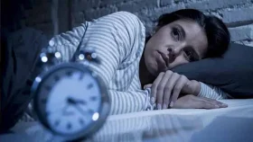 রাতে ঘুমিয়েও কাটছে না ক্লান্তি, যা করবেন