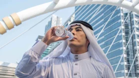 পানি পানে এড়িয়ে চলুন ৬ কাজ