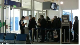 যুক্তরাজ্য থেকে ১৫ বাংলাদেশিকে ফেরত