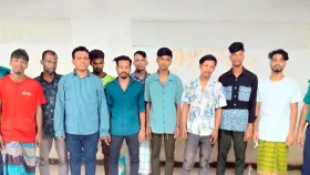 মোহাম্মদপুরে বিশেষ অভিযানে গ্রেপ্তার ১২