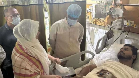 আহত নুরের শারীরিক অবস্থার খোঁজ নিলেন খালেদা জিয়া