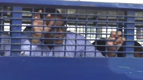 বরগুনায় ১২ আইনজীবীকে কারাগারে প্রেরণ