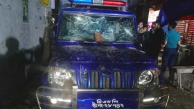 মোহাম্মদপুরে পুলিশ সদস্যকে কুপিয়ে জখম