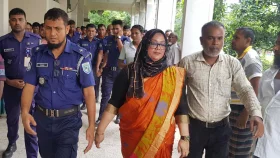 সাংবাদিক নির্যাতন মামলায় কুড়িগ্রামের সাবেক ডিসি কারাগারে