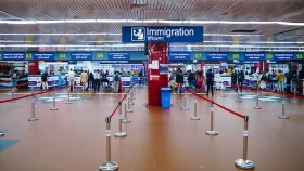 বিমানবন্দরে আটকে গেলেন লতিফ সিদ্দিকীর ভাই