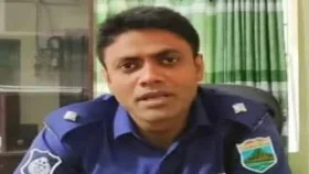 বাসচাপায় ডিবির ওসি নিহত, হাসপাতালে স্ত্রী