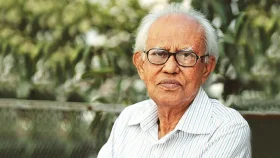 ভাষাসৈনিক আহমদ রফিক ফের হাসপাতালে 