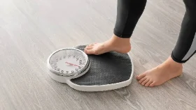 কর্মীদের ওজন কমালেই পুরস্কার, বাড়লে জরিমানা