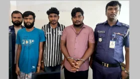 নারায়ণগঞ্জে জাল ভিসা ও বিমানের টিকিটসহ গ্রেফতার ৩