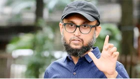 ডাকসু দিয়ে নির্বাচনি ট্রেনের যাত্রা শুরু: ফারুকী