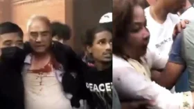 বিক্ষোভকারীদের হামলায় আহত সাবেক প্রধানমন্ত্রী-পররাষ্ট্রমন্ত্রী