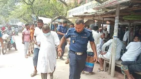 নওগাঁয় সাংবাদিক নির্যাতন: ২ আসামির জামিন নামঞ্জুর