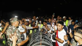 নেপালে সেনাপ্রধানের  বৈঠক থেকে বিক্ষোভকারীদের ওয়াকআউট