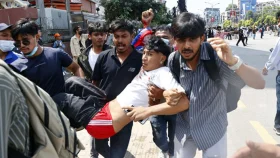 নেপালে বিক্ষোভে নিহতের সংখ্যা বেড়ে ৫১