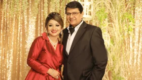 আলমগীরের নামে ভুয়া ফ্যান পেজ, সতর্ক করলেন মেয়ে আঁখি