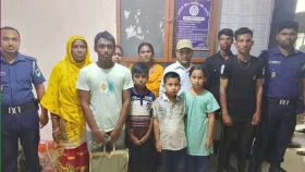 পশ্চিমবঙ্গে আটক ১০ বাংলাদেশিকে সাতক্ষীরা সীমান্তে হস্তান্তর