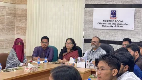 ডাকসুর প্রথম কার্যনিবার্হী পরিষদের সভা চলছে