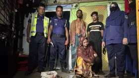 সাতক্ষীরায় অস্ত্র-মাদকসহ ৩ মাদক কারবারি আটক