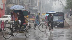 রাজধানীসহ দেশের বিভিন্ন অঞ্চলে বৃষ্টির আভাস