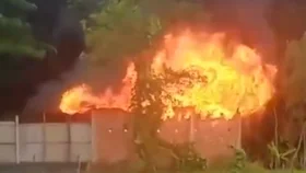 চট্টগ্রামে সিলিন্ডারের গুদামে বিস্ফোরণ, দগ্ধ ১০