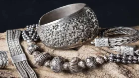 যেভাবে পুরনো গয়না উজ্জ্বল হবে  নতুনের মতো