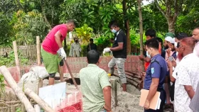 দাফনের দেড় মাস পর কবর থেকে ঠিকাদারের মরদেহ উত্তোলন