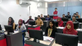 দুই লাখ টাকার আইটি প্রশিক্ষণ বিনা মূল্যে নেওয়ার সুযোগ