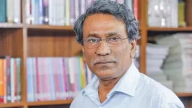 যুক্তরাষ্ট্র গেলেন অধ্যাপক আলী রীয়াজ