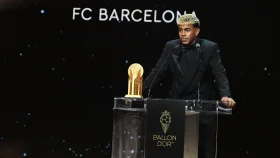 ব্যালন না জিতলেও অন্য যে পুরস্কার পেলেন ইয়ামাল