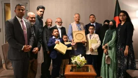 নিহত পুলিশ কর্মকর্তা দিদারুলের পরিবারের সঙ্গে প্রধান উপদেষ্টার সাক্ষাৎ