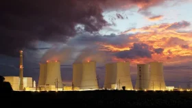 ইরানে ৮টি পরমাণু বিদ্যুৎ কেন্দ্র নির্মাণ করছে রাশিয়া