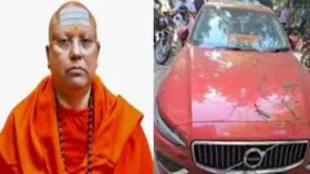 স্বামী সারথির বিরুদ্ধে ১৭ নারীর অভিযোগ