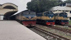 পূজার ছুটিতে চলবে ৪ জোড়া বিশেষ ট্রেন