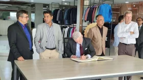 বাংলাদেশের তৈরি পোশাকশিল্প টেকসই উন্নয়নের পথে এগোচ্ছে : সুইস রাষ্ট্রদূত