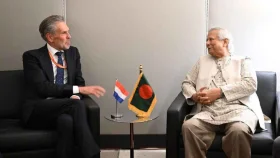 হিমাগার স্থাপনে ডাচ সরকারের সহায়তা চাইলেন প্রধান উপদেষ্টা