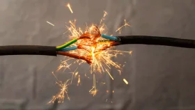 নড়াইলে বিদ্যুৎস্পৃষ্ট হয়ে আহত শিশুর মৃত্যু 