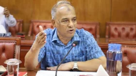 দুর্গাপূজা ঘিরে গুজব ছড়ালে কঠোর ব্যবস্থা: স্বরাষ্ট্র উপদেষ্টা 